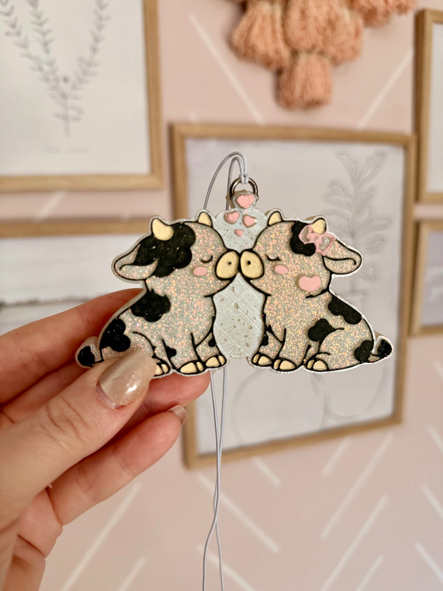 Kissing Cows Freshie MOLD