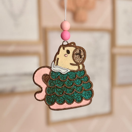 Capybara in a Tree Mug Freshie Mold