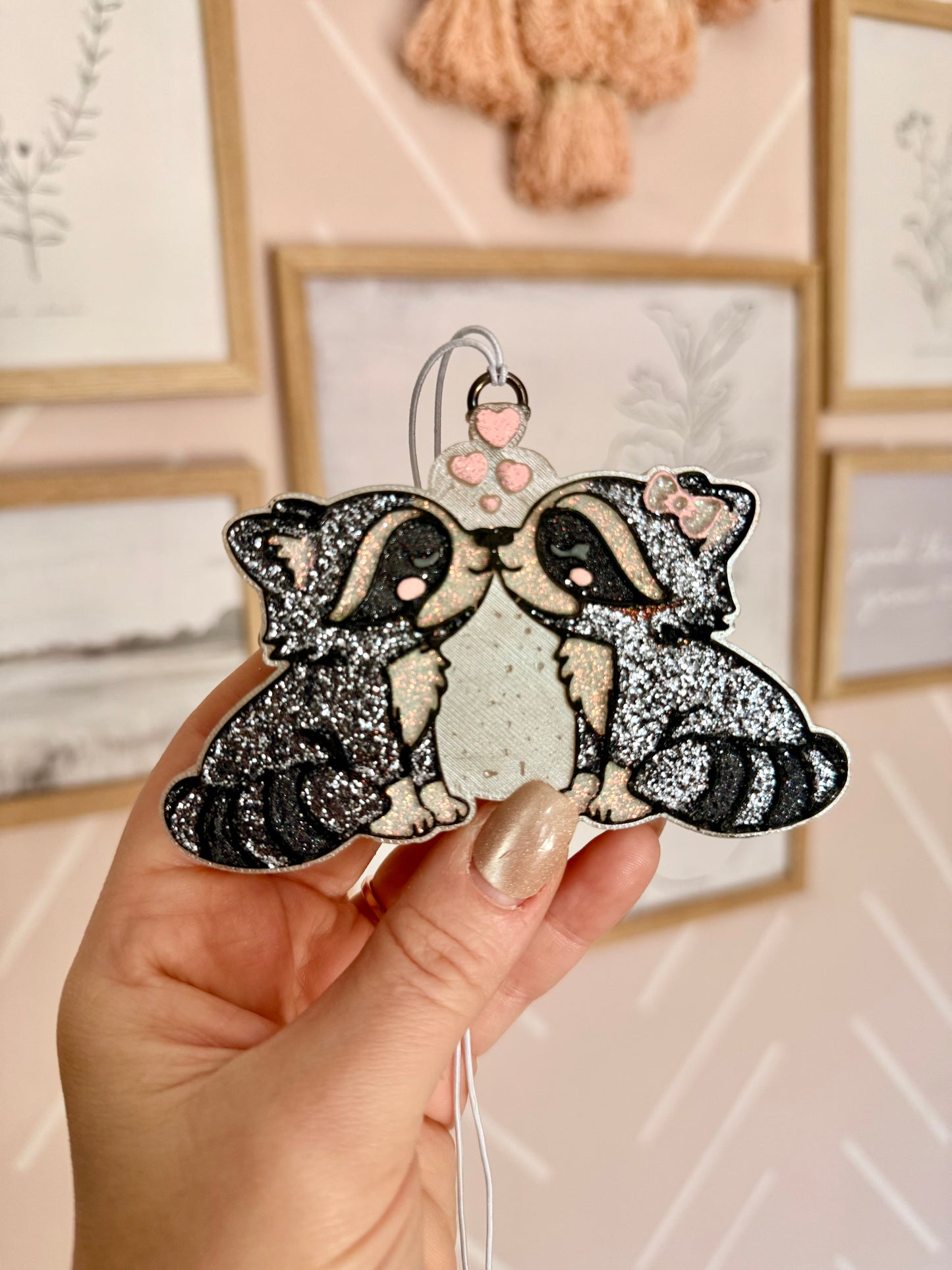 Kissing Raccoons Freshie MOLD